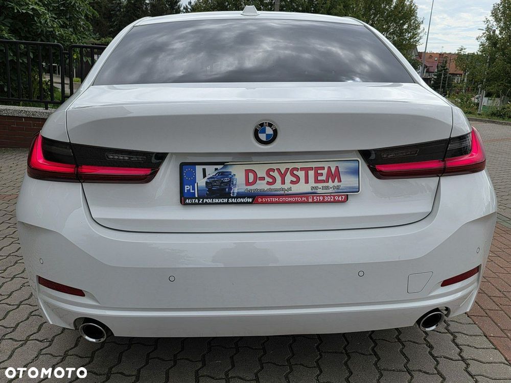 BMW Seria 3 318i Advantage sport - 18