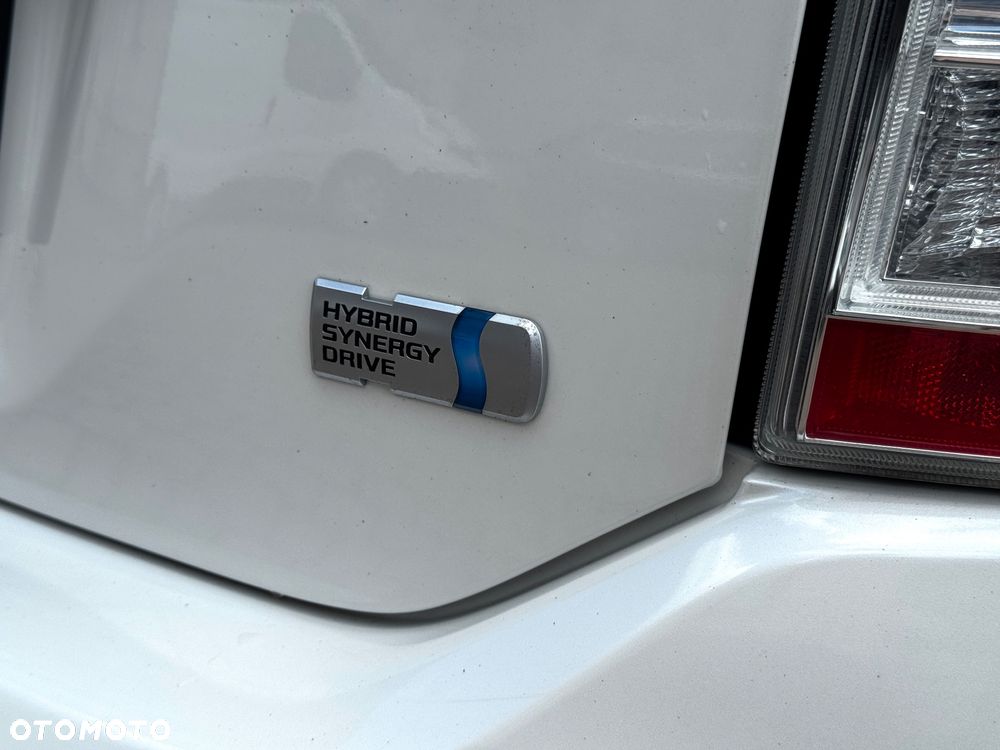 Toyota Prius 1.8 HSD Prestige - 34