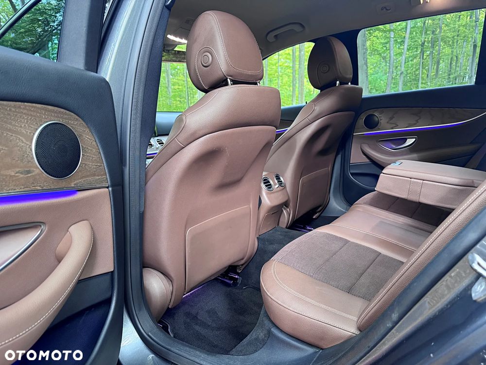 Mercedes-Benz Klasa E 220 d 4Matic All-Terrain 9G-TRONIC Avantgarde - 9