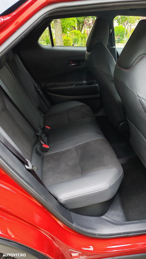 Toyota C-HR 2.0 GR SPORT - 15