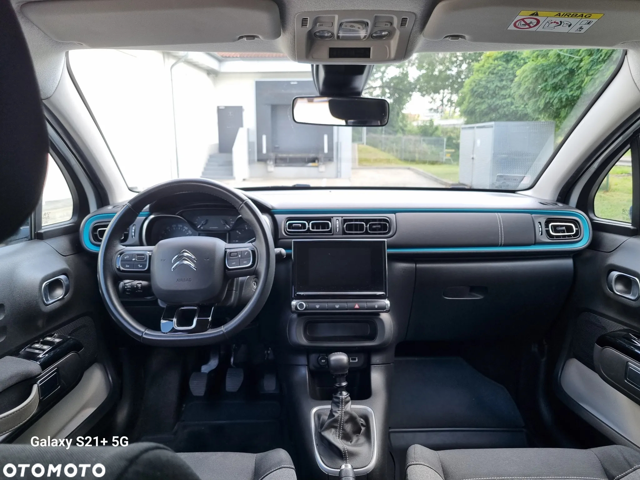 Citroën C3 1.2 PureTech Shine S&S - 17