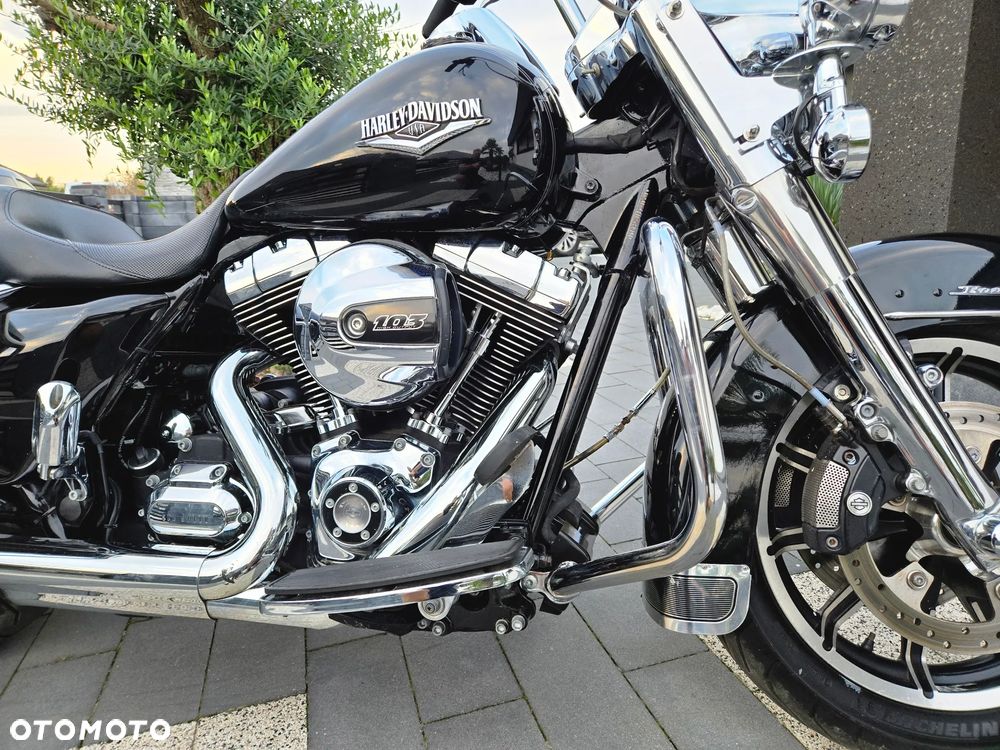 Harley-Davidson Touring Road King - 12