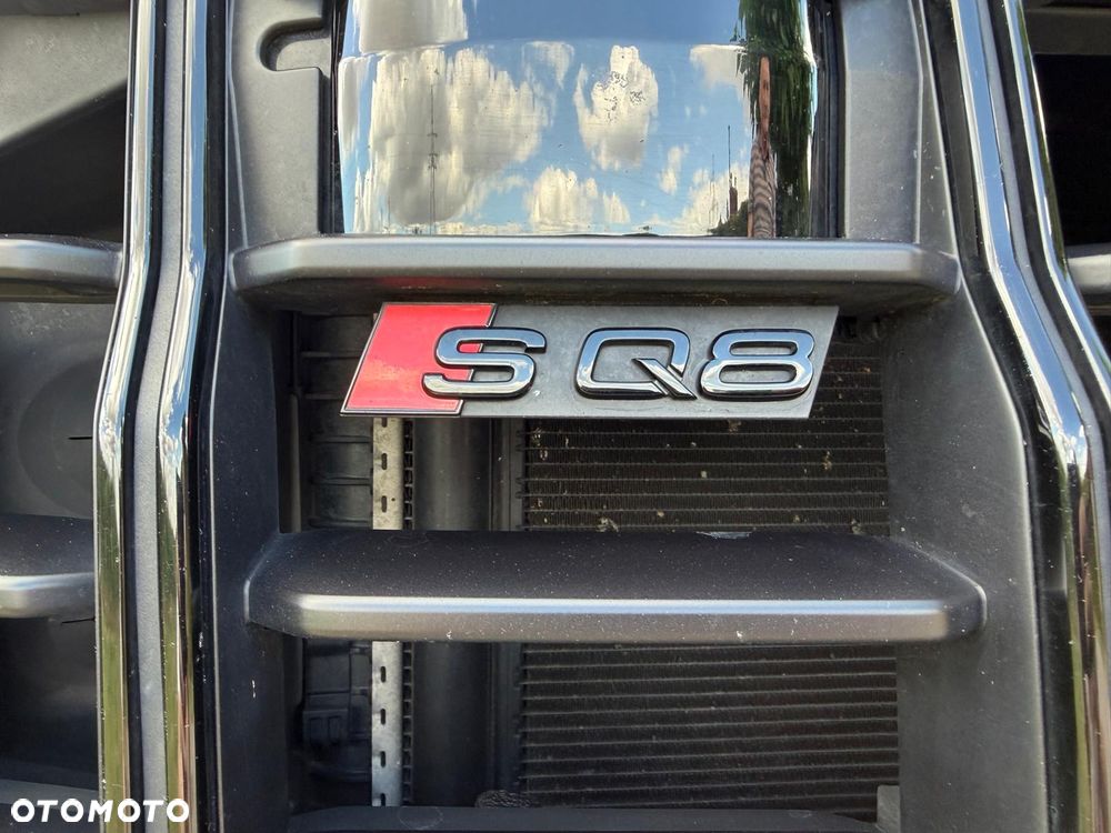 Audi SQ8 - 30