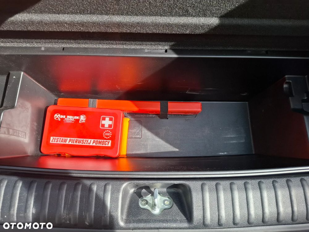 Kia Ceed 1.4 T-GDI M - 28