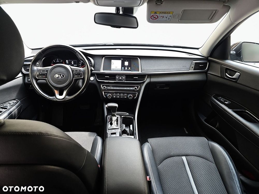 Kia Optima 1.7 CRDI L DCT - 24
