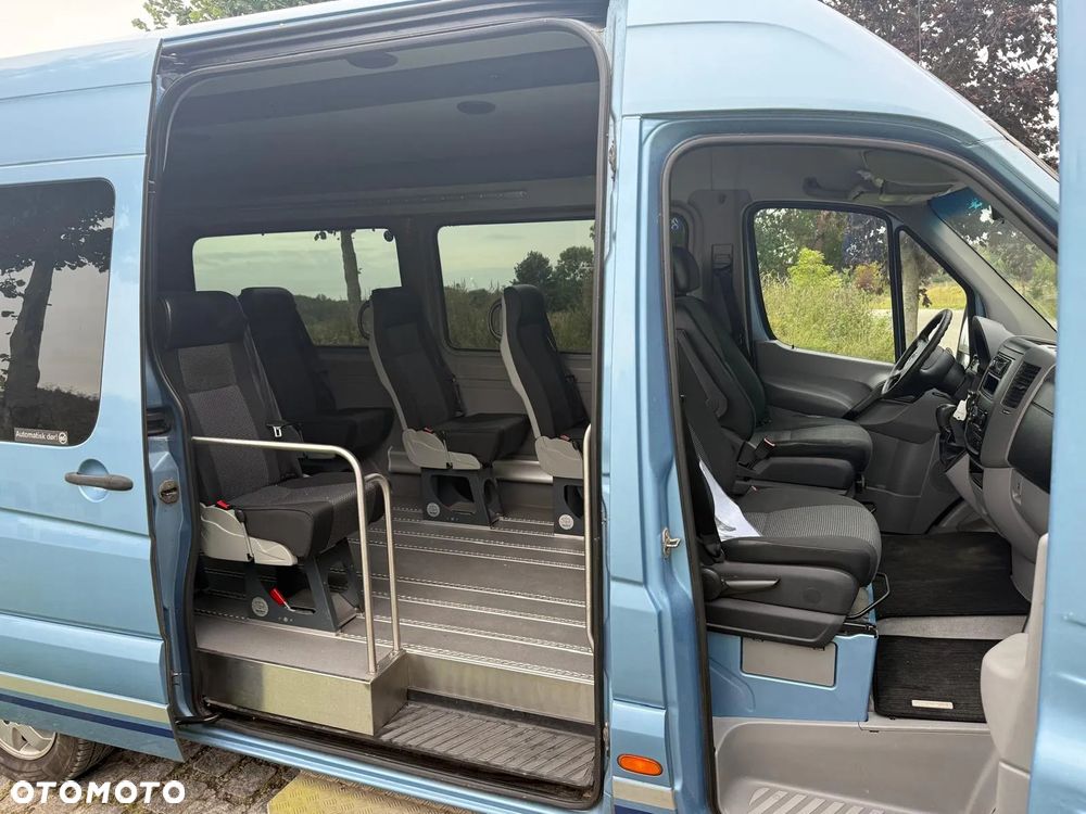 Mercedes-Benz Sprinter - 11