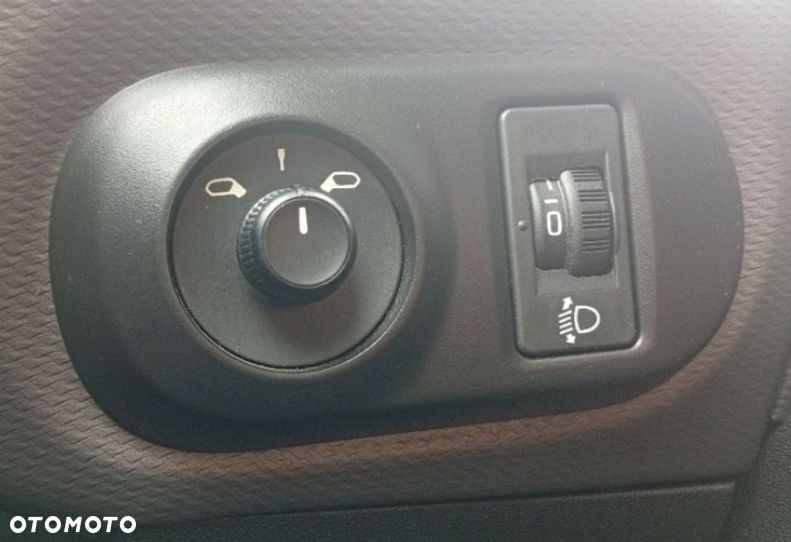 Citroën C4 Cactus PureTech 82 Live - 32