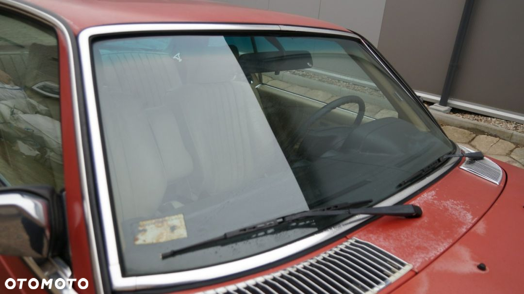 Mercedes-Benz W123 - 33