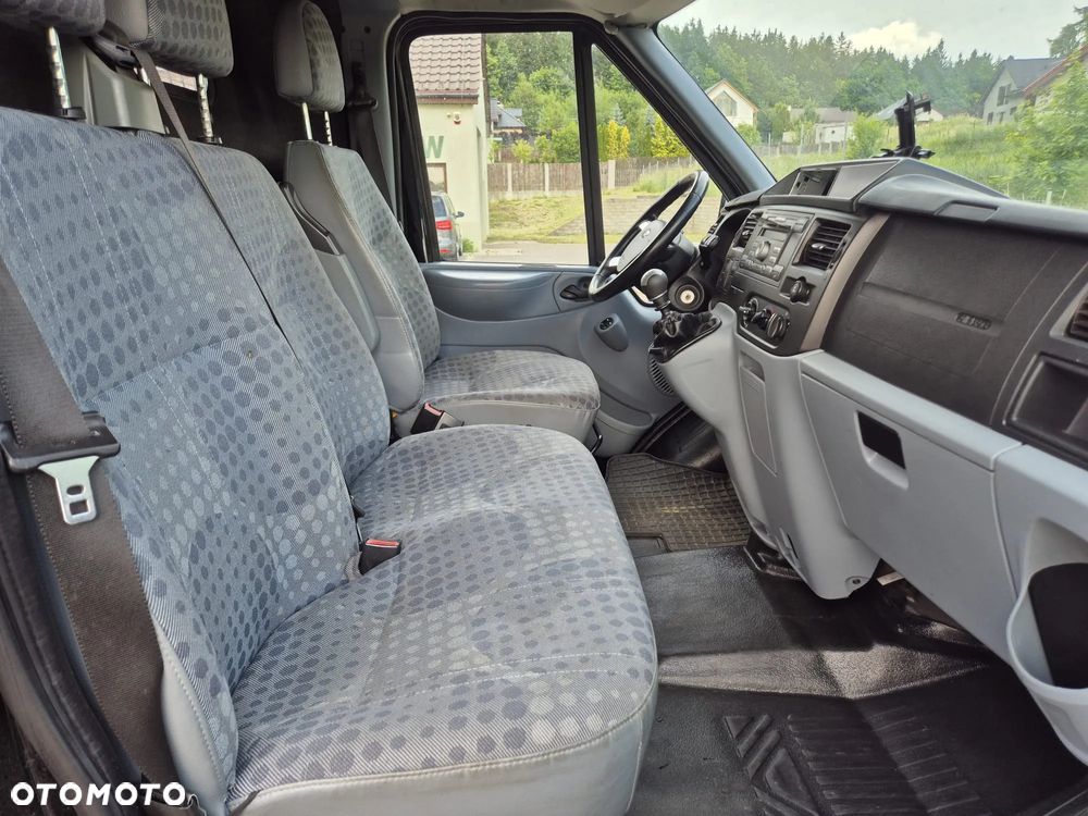 Ford Transit - 8