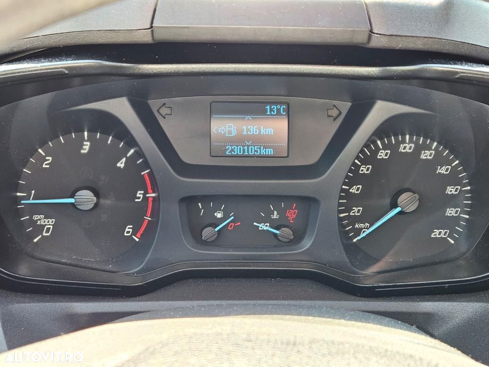 Ford Tourneo Custom - 6