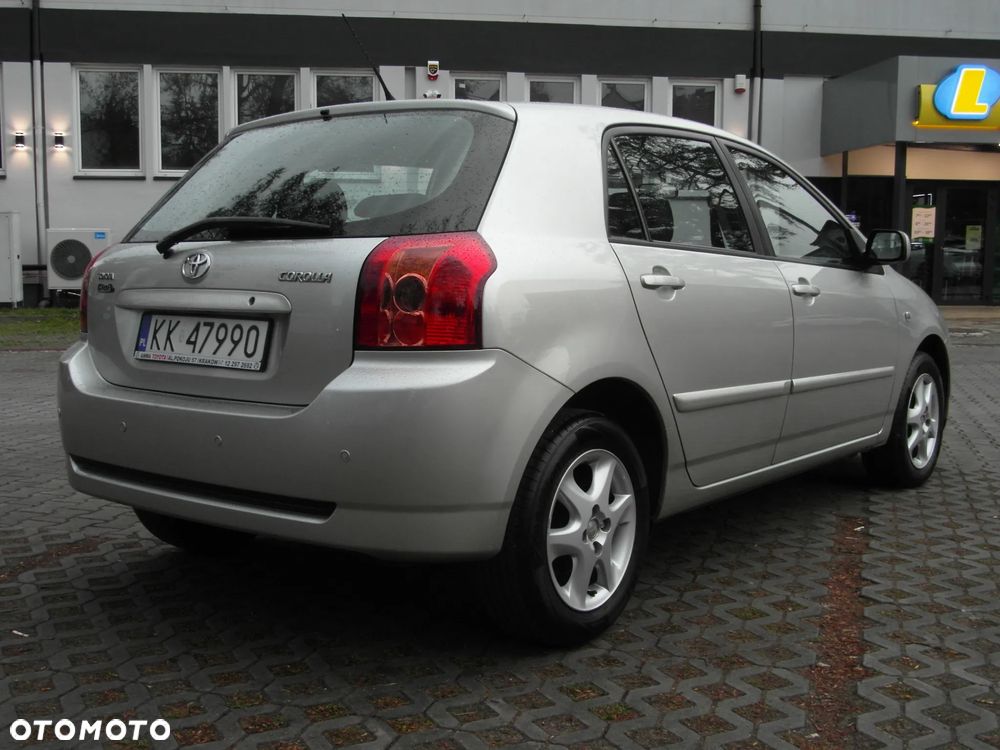 Toyota Corolla 1.6 VVT-i Automatik Edition - 10