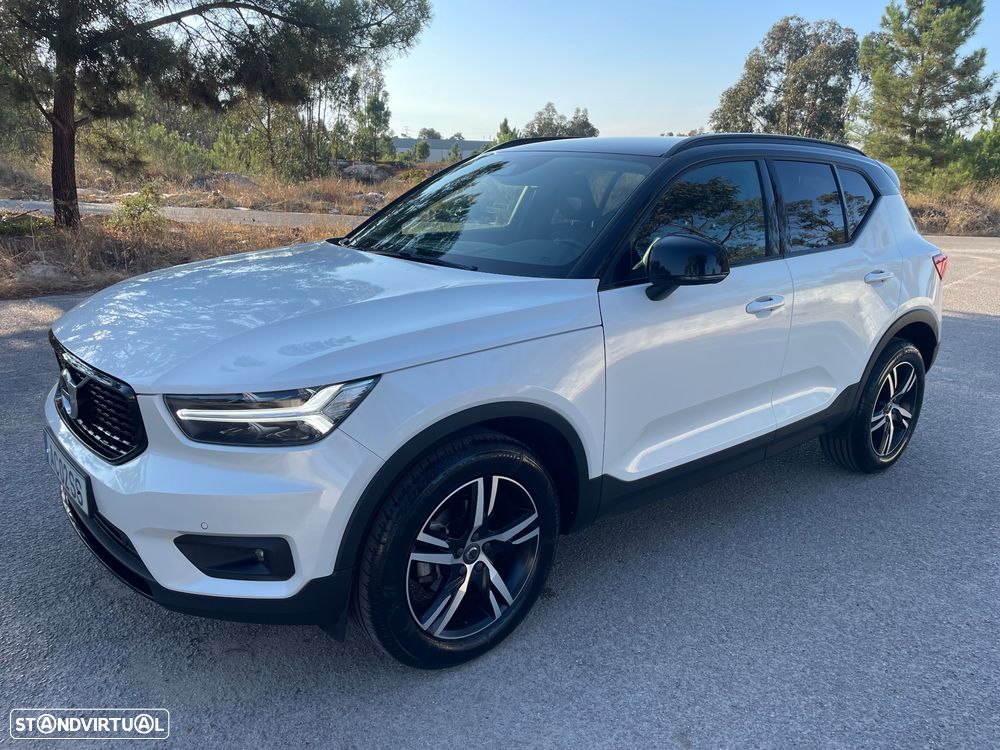 Volvo XC 40 1.5 T3 Momentum - 1