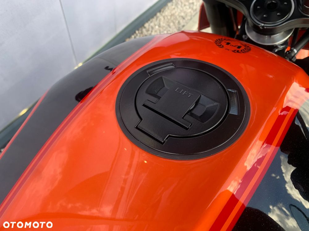 BMW R - 15