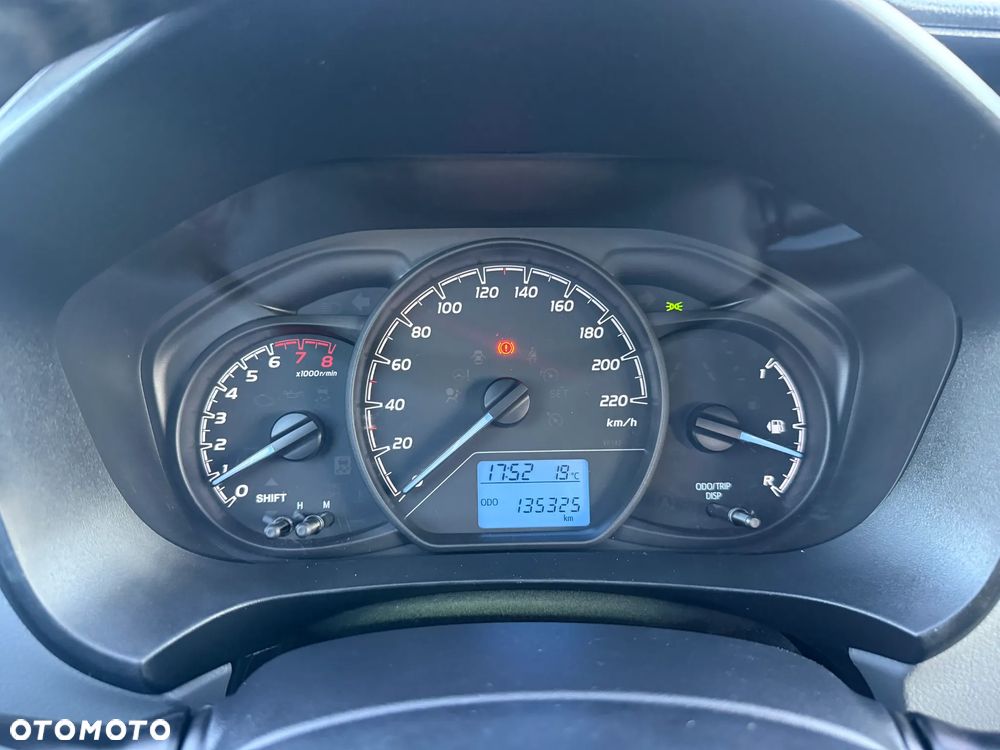 Toyota Yaris 1.5 Active - 26