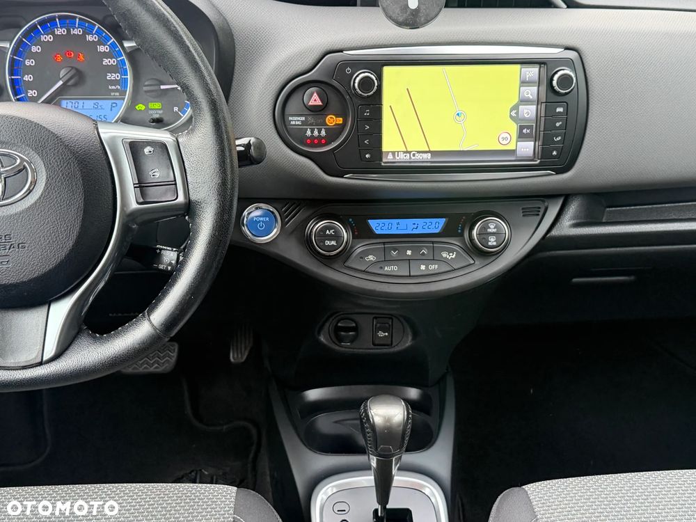 Toyota Yaris - 19