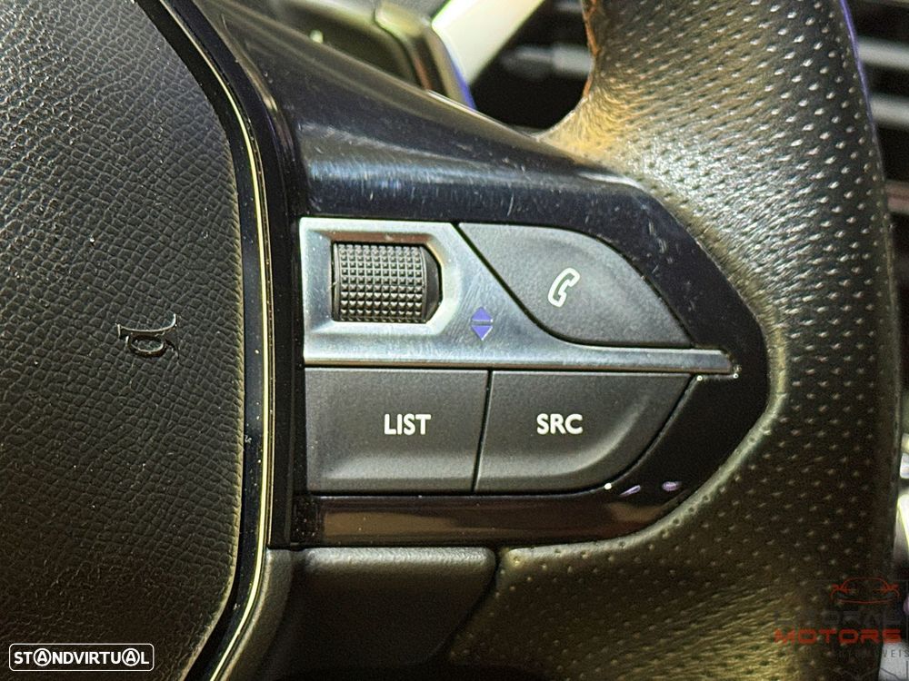 Peugeot 3008 1.2 PureTech GT Line EAT8 - 26
