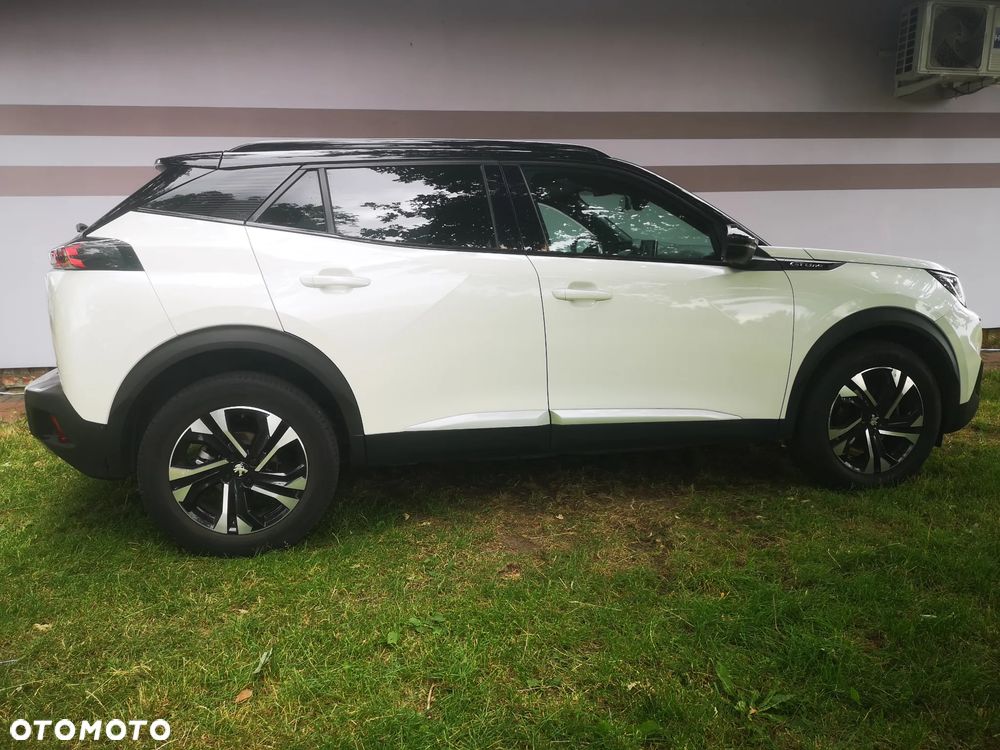 Peugeot 2008 1.2 PureTech GT Line S&S - 5