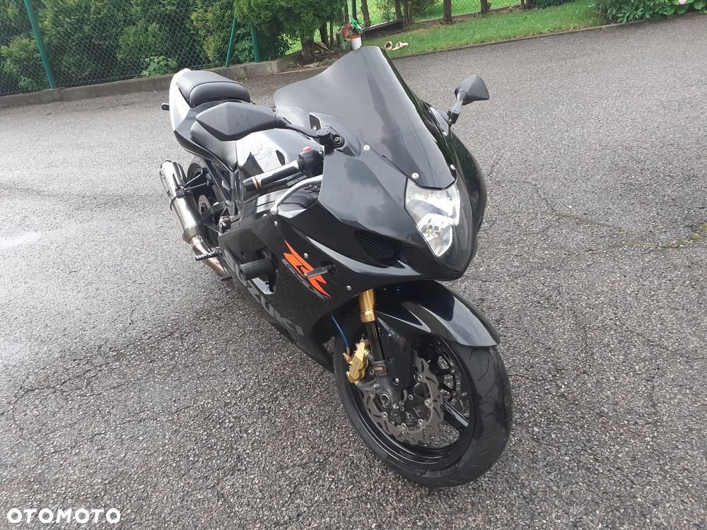 Suzuki GSX-R - 15