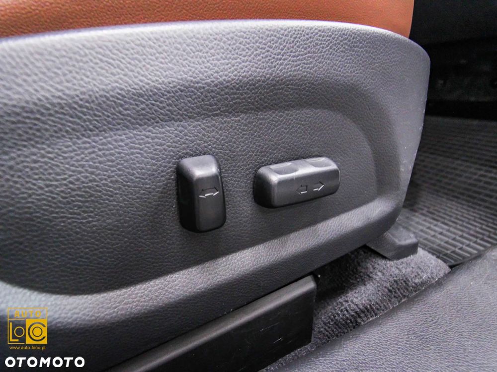 Hyundai Santa Fe 2.0 T Sport Utility - 28