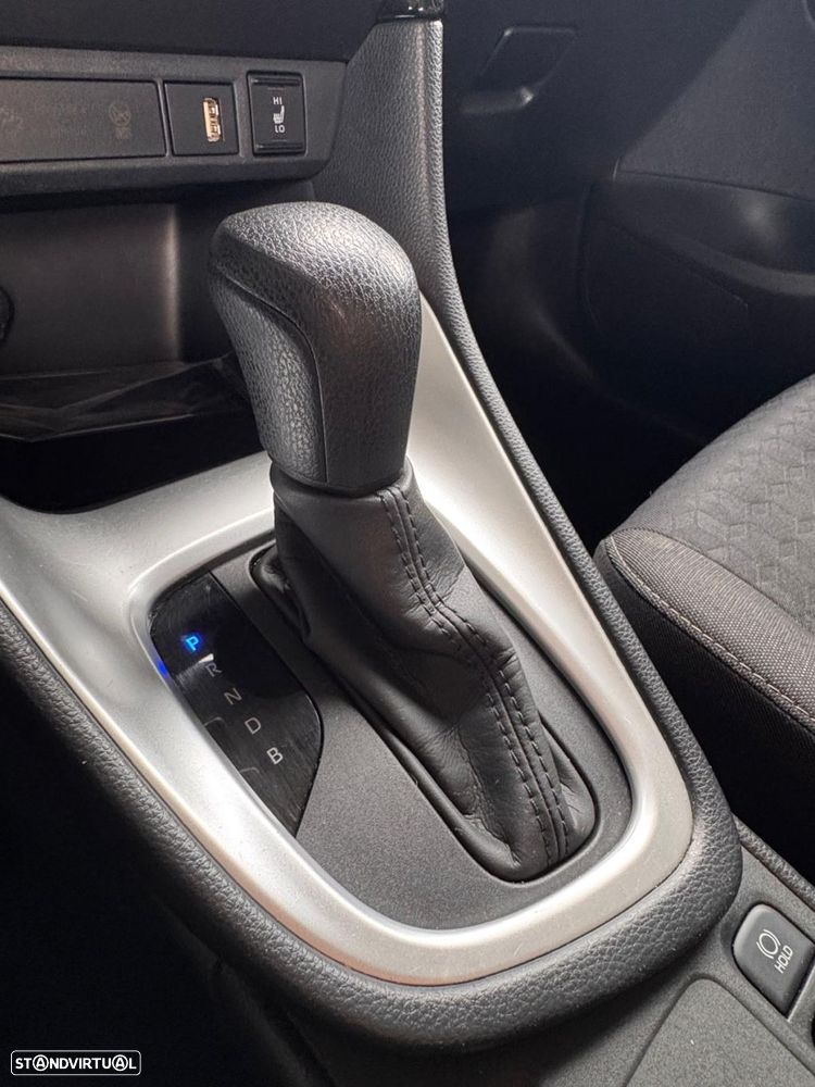 Toyota Yaris 1.5 HDF Comfort Plus - 12