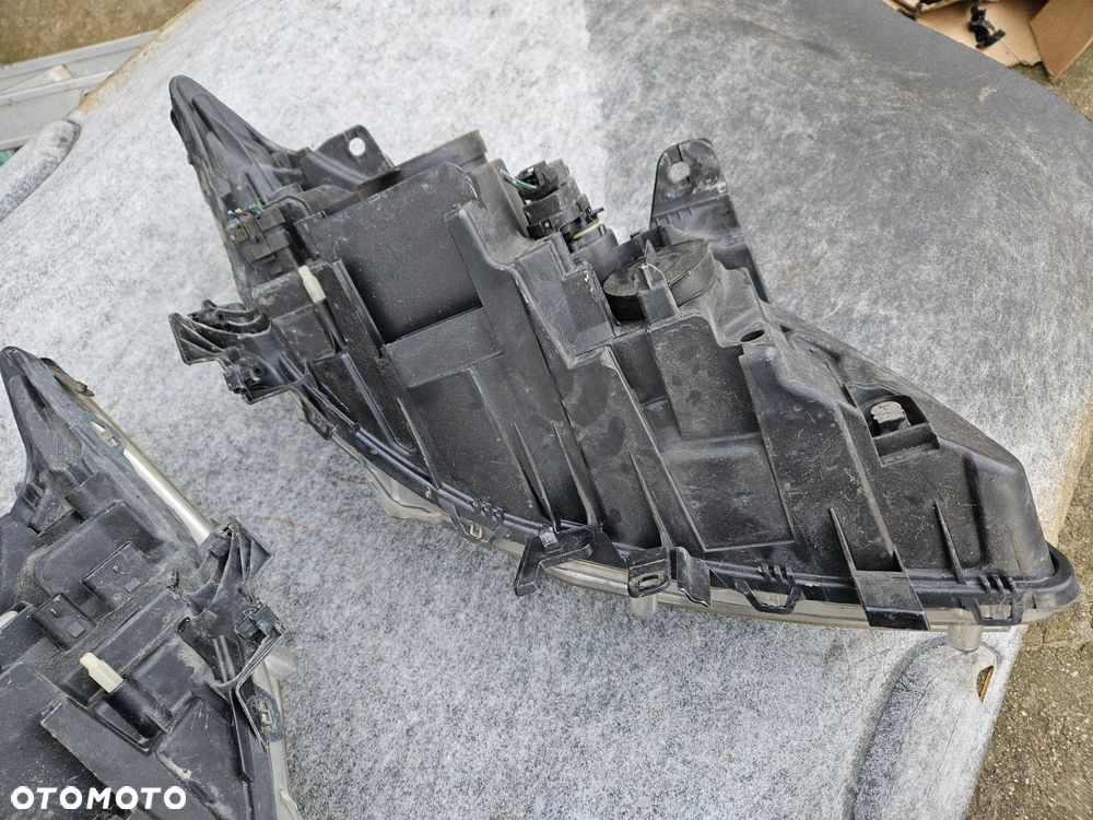 Lampa lewa prawa przednia Renault Laguna III 2009r soczewka Eu Europa - 9