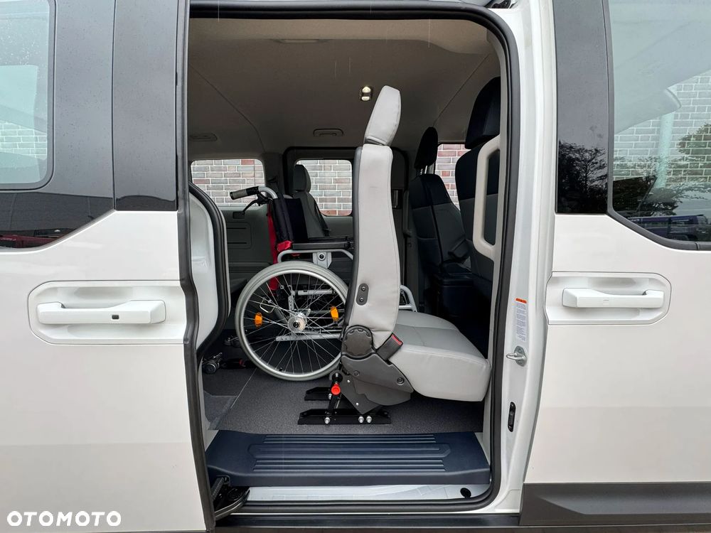 Kia PV5 - 14