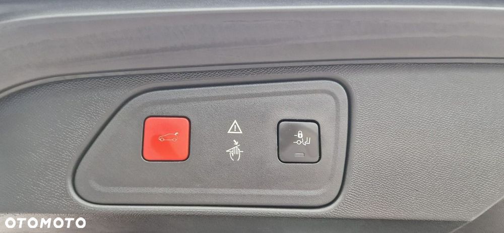 Peugeot 3008 - 13