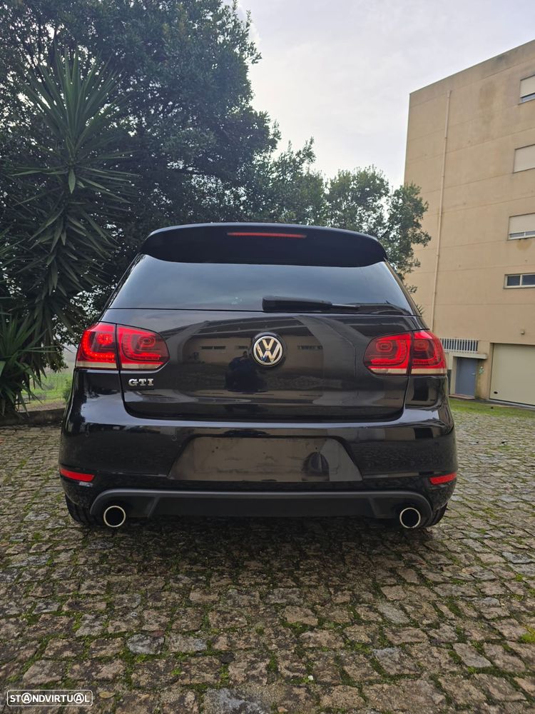 VW Golf 2.0 GTI - 16