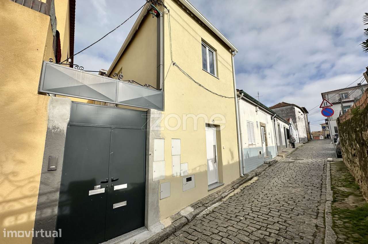 Moradia T2 Duplex, Candal, Vila Nova de Gaia - Grande imagem: 2/28