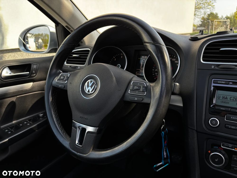 Volkswagen Golf 2.0 TDI DPF Highline - 35