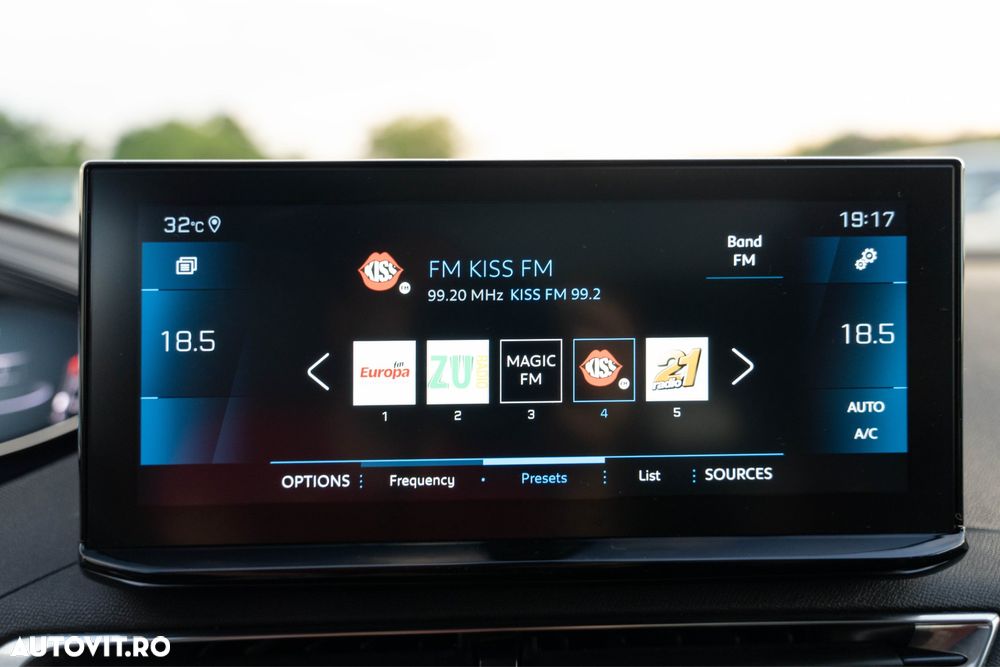 Peugeot 5008 BlueHDI 130 EAT8 Allure - 40