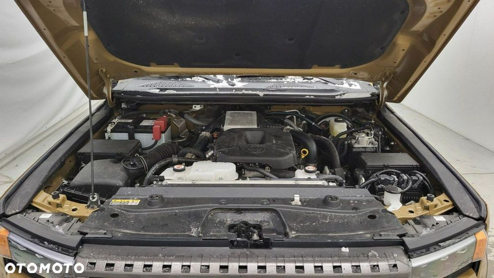 Toyota Land Cruiser - 29