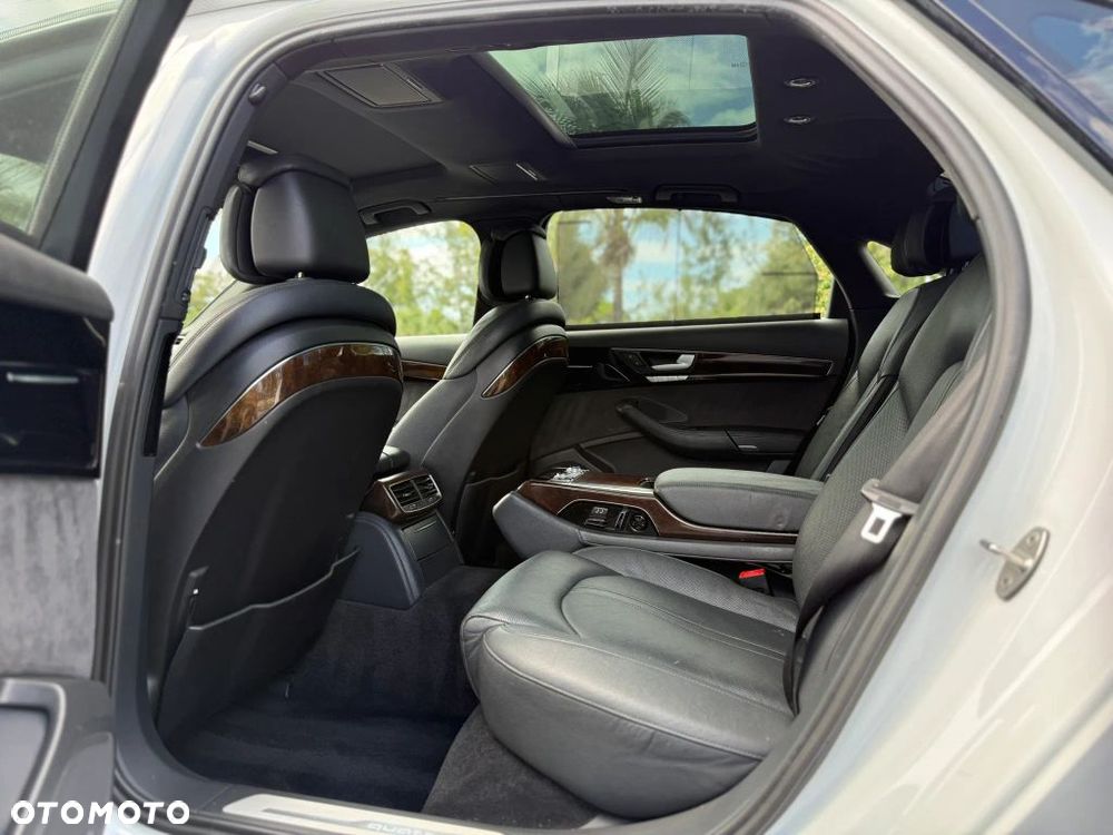 Audi A8 - 13