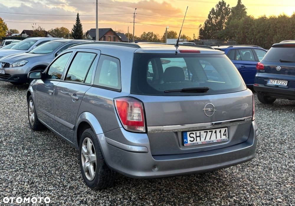 Opel Astra - 4
