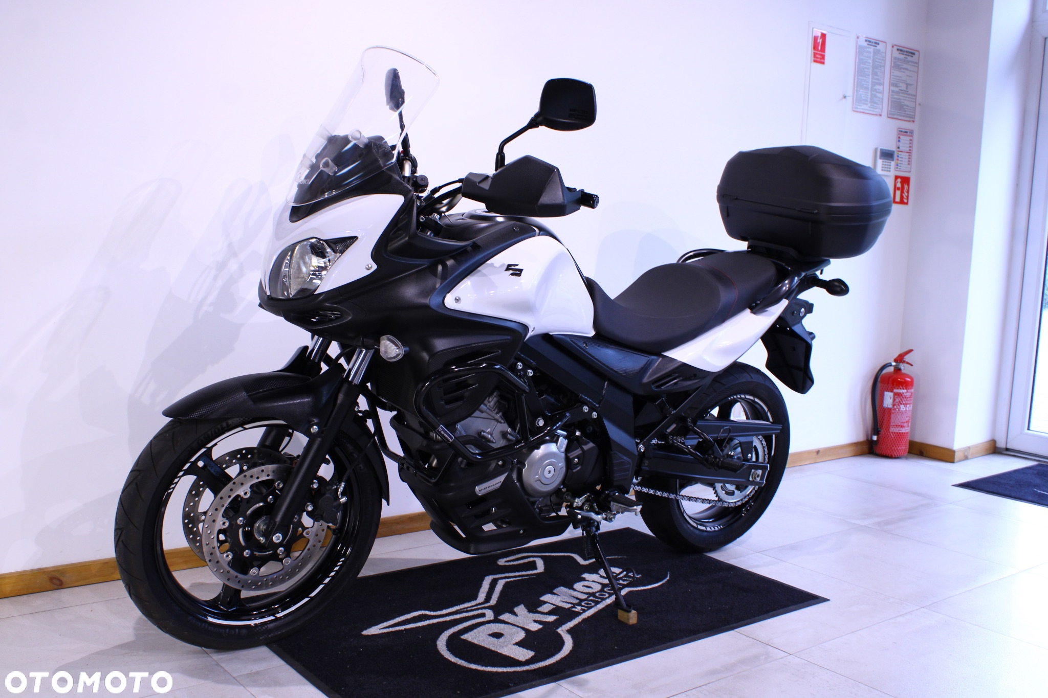 Suzuki DL - 4