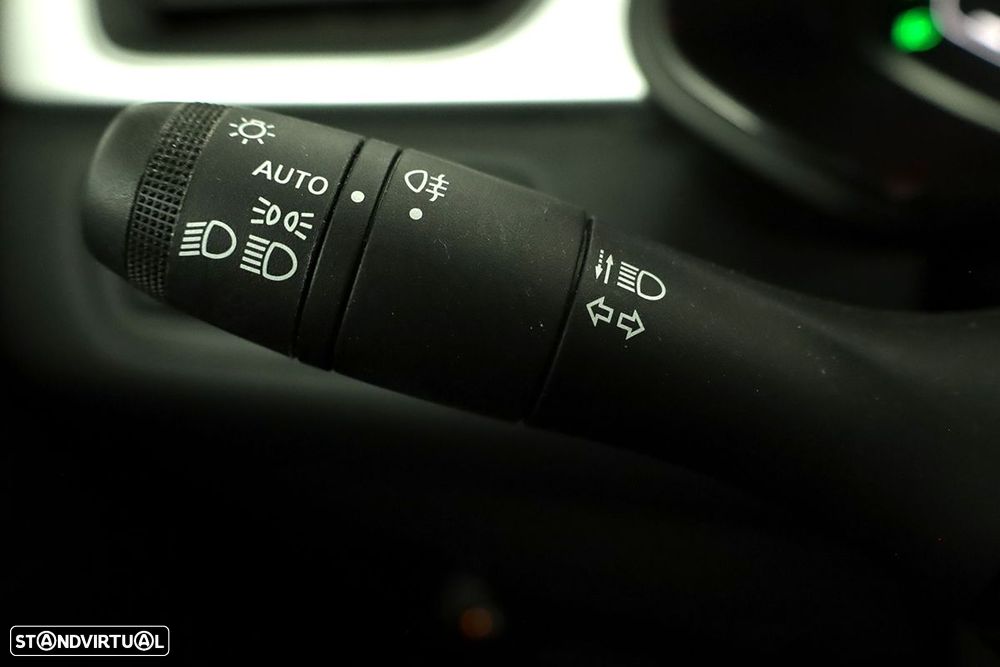 Renault Captur 1.0 TCe Techno Bi-Fuel - 17