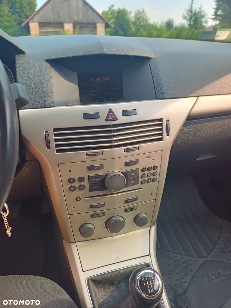 Opel Astra 1.6 Enjoy - 8