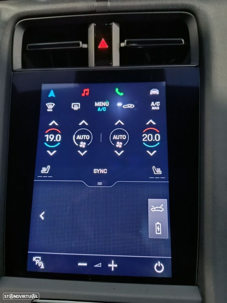 Porsche Taycan 4 - 27