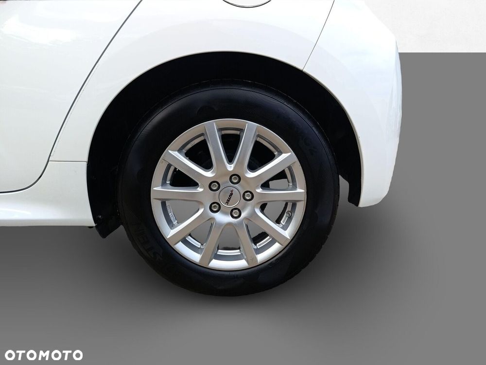 Toyota Yaris - 24