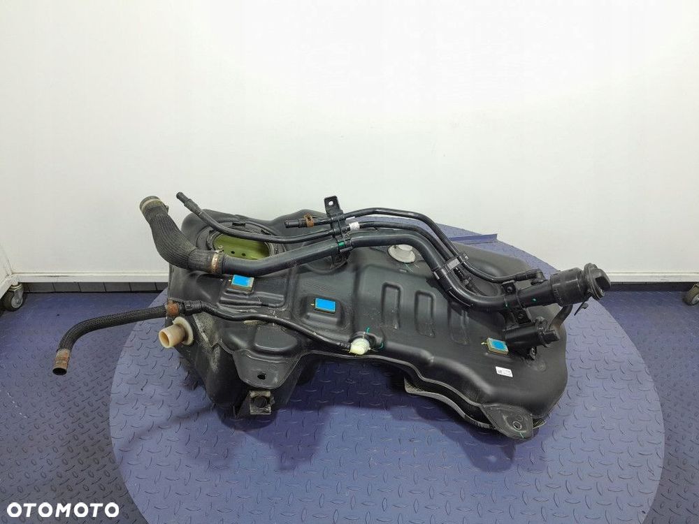 HYUNDAI TUCSON IV 1.6 T-GDI 150 KM ZBIORNIK PALIWA 31171N7000 - 1