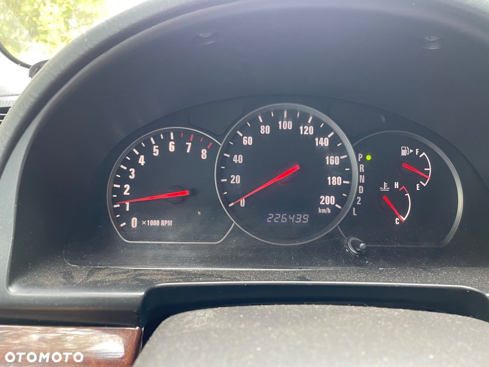 Suzuki Grand Vitara - 12