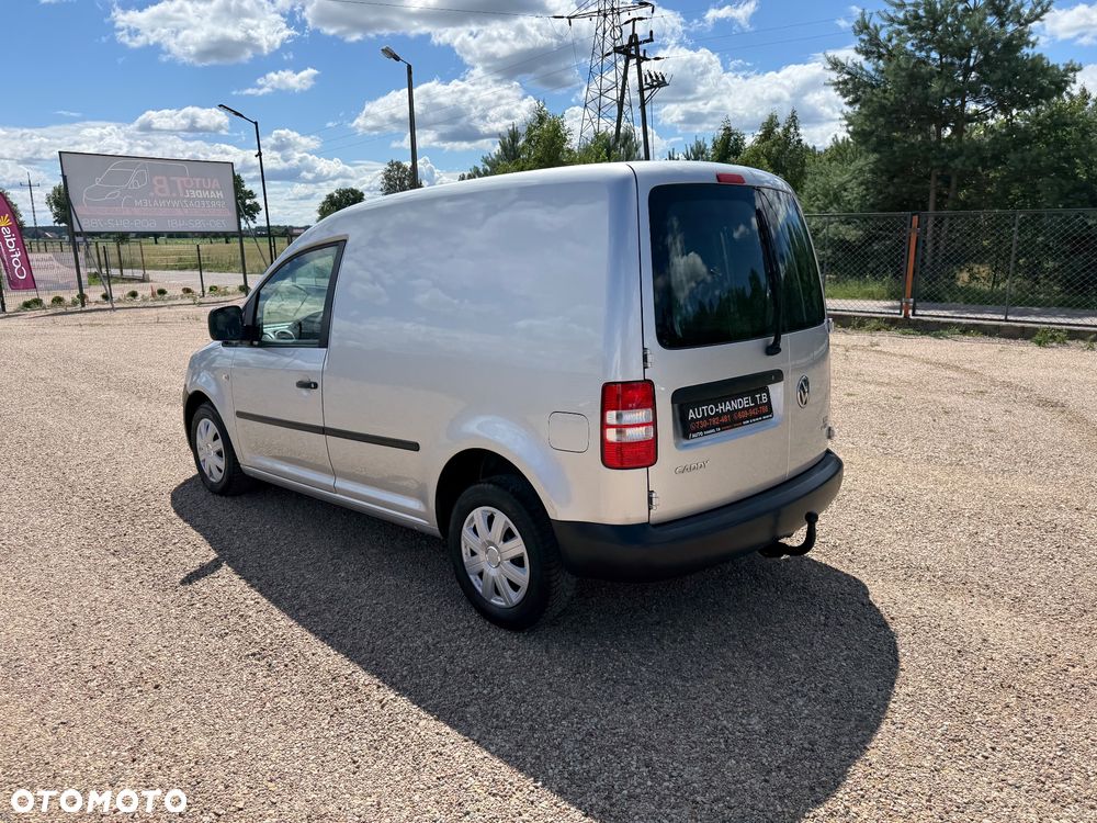 Volkswagen Caddy - 9