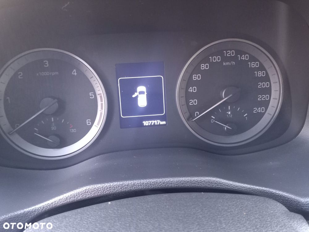 Hyundai Tucson 1.7 CRDI BlueDrive Comfort 2WD - 10