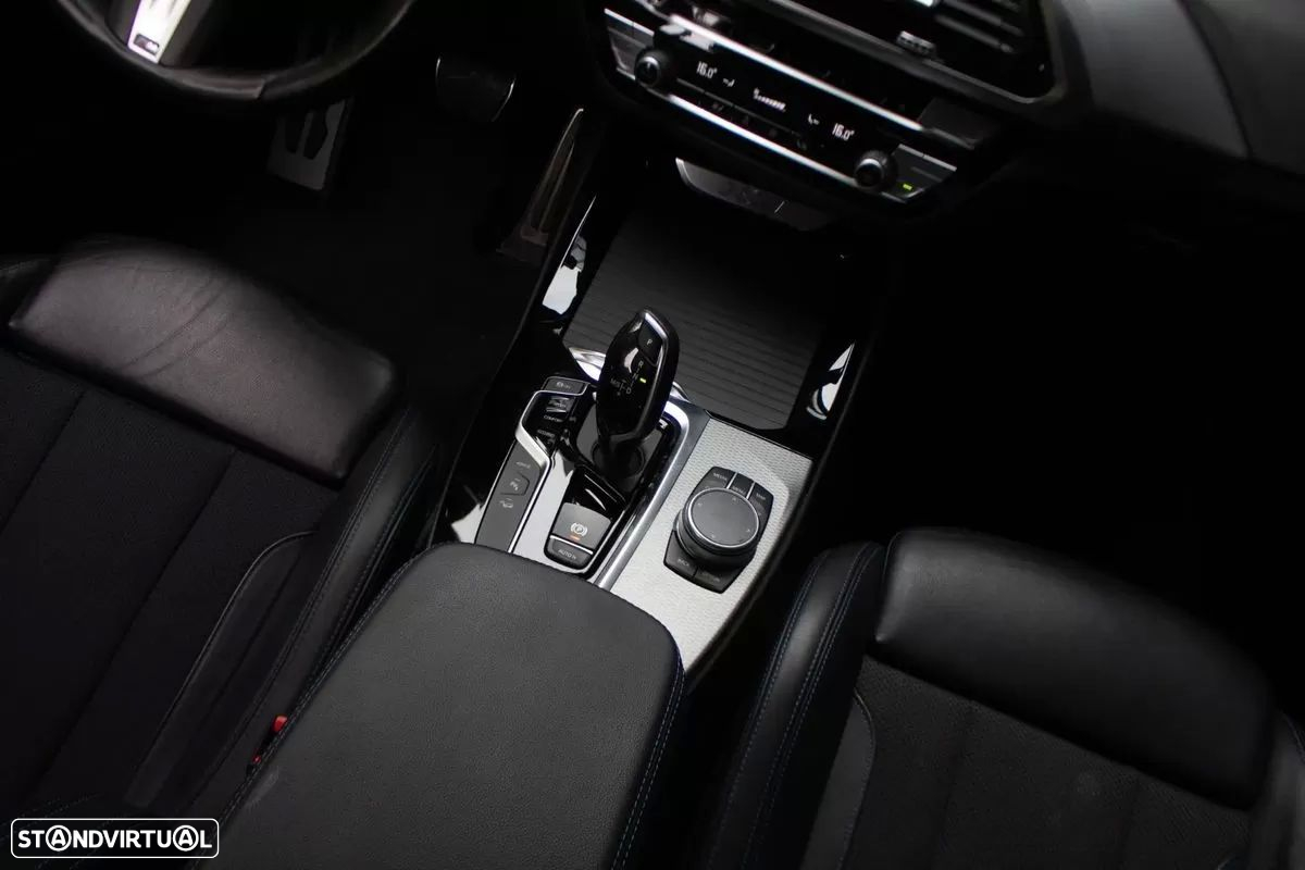 BMW X3 30 e xDrive Pack M - 38