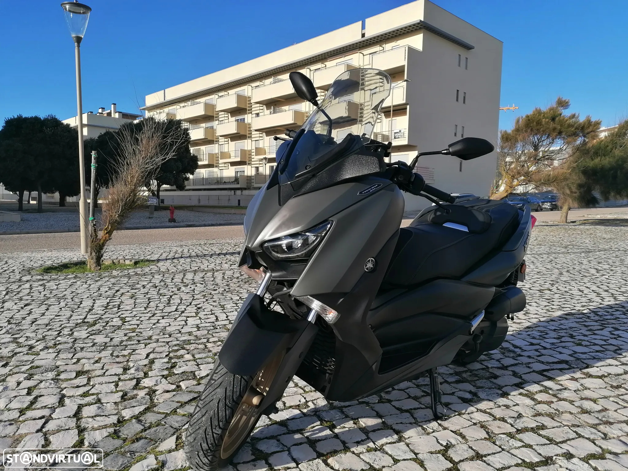 Yamaha X-Max - 2