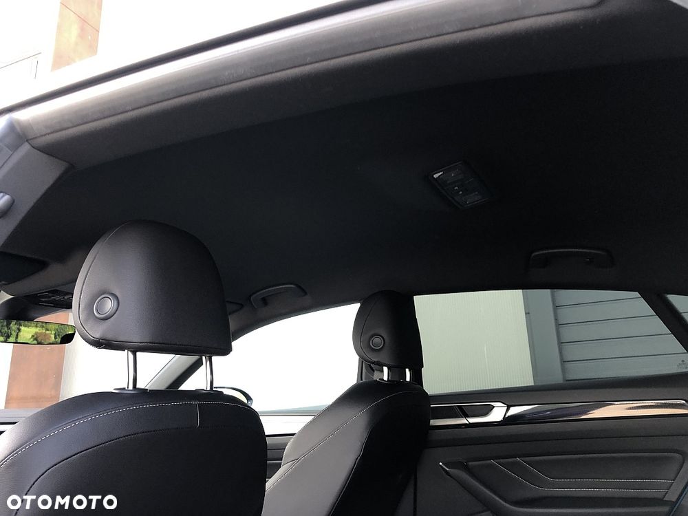 Volkswagen Arteon 2.0 TDI R-Line DSG - 35