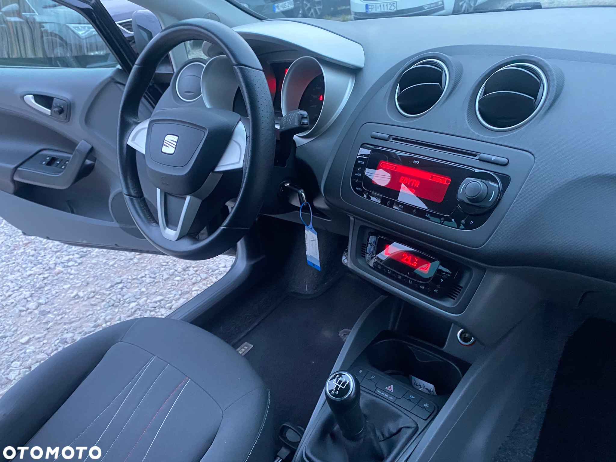 Seat Ibiza 1.4 16V Style - 27