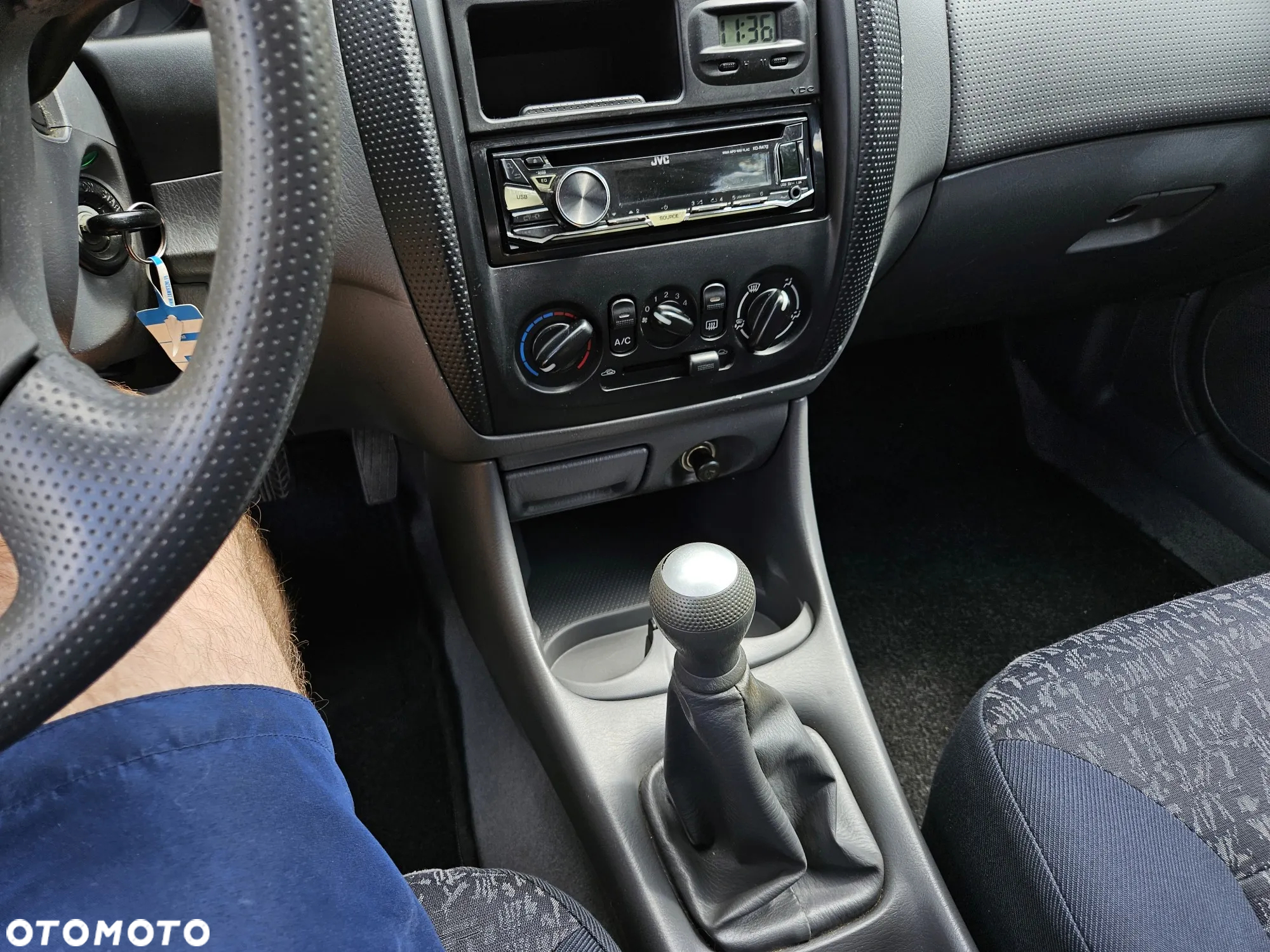 Mazda 323F 1.4 Comfort - 9