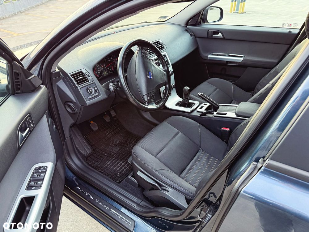 Volvo V50 D3 Summum - 19