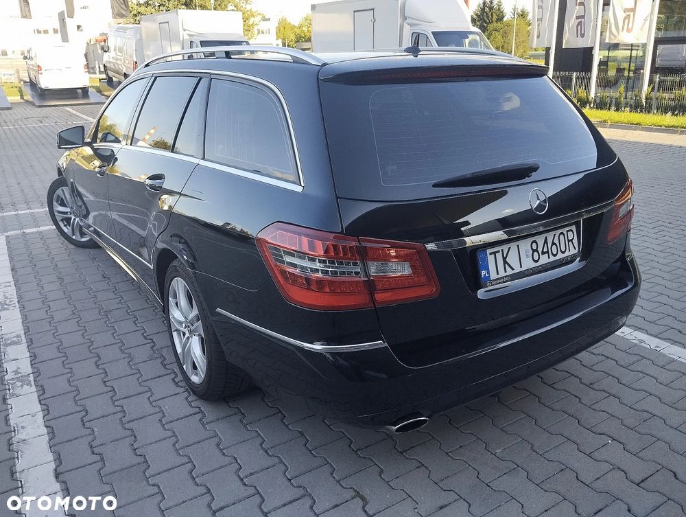 Mercedes-Benz Klasa E 250 CGI BlueEffICIENCY Avantgarde - 11